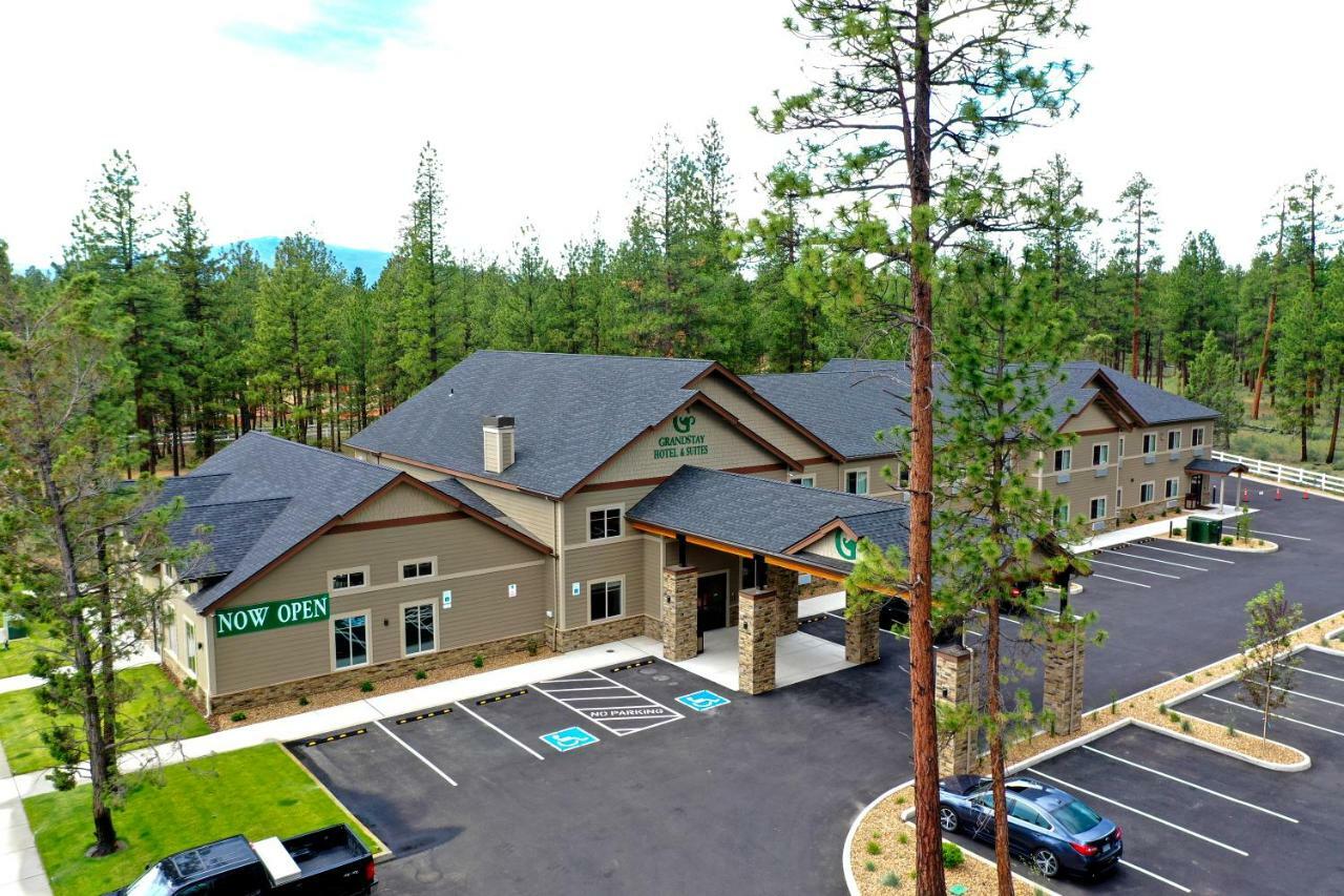 Grandstay Hotel & Suites Систерс Экстерьер фото